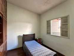 CASA À VENDA – BAIRRO NOSSA SENHORA DAS GRAÇAS-PARÁ DE MINAS-MG