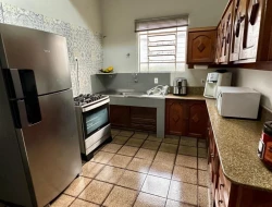 CASA À VENDA – BAIRRO NOSSA SENHORA DAS GRAÇAS-PARÁ DE MINAS-MG