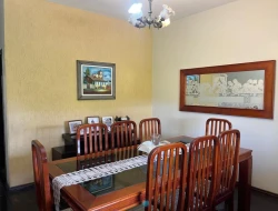 CASA À VENDA - BAIRRO SÃO JOSÉ - PARÁ DE MINAS- MG