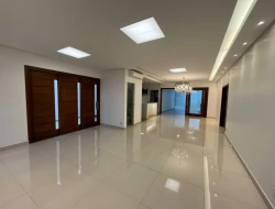 CASA ALTO PADRÃO - BAIRRO CASTELO BRANCO - PARÁ DE MINAS