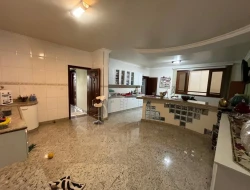 2 MORADIAS E UMA LOJA GRANDE COM BANHEIRO  BAIRRO SAO LUIZ