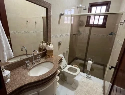 2 MORADIAS E UMA LOJA GRANDE COM BANHEIRO  BAIRRO SAO LUIZ