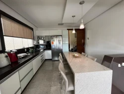 CASA ALTO PADRÃO À VENDA – BAIRRO DOM BOSCO-PARÁ DE MINAS – MG