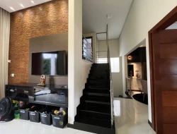 CASA ALTO PADRÃO À VENDA – BAIRRO DOM BOSCO-PARÁ DE MINAS – MG