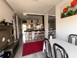 CASA A VENDA NO BAIRRO VILA FERREIRA- PARÁ DE MINAS-MG