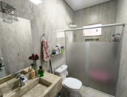 CASA A VENDA NO BAIRRO VILA FERREIRA- PARÁ DE MINAS-MG