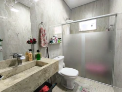 CASA A VENDA NO BAIRRO VILA FERREIRA- PARÁ DE MINAS-MG