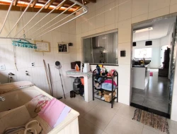 CASA A VENDA NO BAIRRO VILA FERREIRA- PARÁ DE MINAS-MG