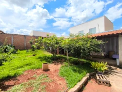 CASA A VENDA NO BAIRRO VILA FERREIRA- PARÁ DE MINAS-MG