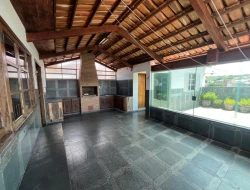 APARTAMENTO DE COBERTURA À VENDA - CENTRO -PARÁ DE MINAS - MG