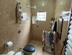 CASA BAIRRO INDEPENDÊNCIA - PARÁ DE MINAS - MG