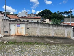 CASA BAIRRO INDEPENDÊNCIA - PARÁ DE MINAS - MG