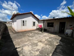 CASA BAIRRO RESIDENCIAL CAPANEMA/PADRE LIBERIO