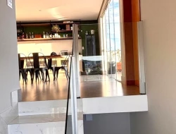APARTAMENTO DE COBERTURA - CENTRO - PARÁ DE MINAS