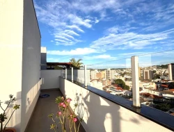 APARTAMENTO DE COBERTURA - CENTRO - PARÁ DE MINAS
