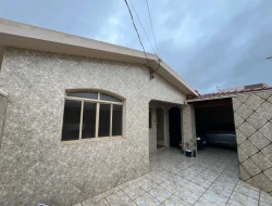 CASA À VENDA - BAIRRO SANTO ANTÔNIO - PARÁ DE MINAS