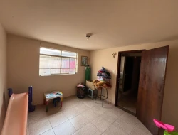 CASA À VENDA - BAIRRO SANTO ANTÔNIO - PARÁ DE MINAS