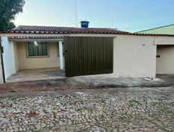 CASA BAIRRO VILA FERREIRA -PARÁ DE MINAS - MG