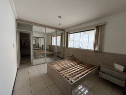 CASA BAIRRO RAQUEL - PARÁ DE MINAS - MG