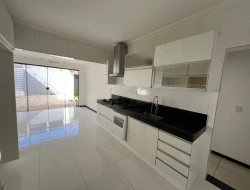 CASA BAIRRO RAQUEL - PARÁ DE MINAS - MG