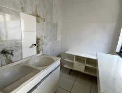 CASA BAIRRO RAQUEL - PARÁ DE MINAS - MG