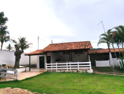 CHÁCARA ÀS MARGENS DA BR 262, PRÓXIMA A PARÁ DE MINAS - MG