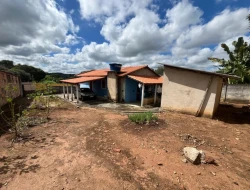 CASA À VENDA EM ASCENSÃO - PARÁ DE MINAS - MG