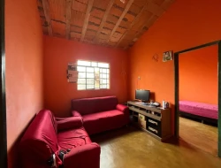 CASA À VENDA EM ASCENSÃO - PARÁ DE MINAS - MG