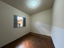 CASA À VENDA  - BAIRRO SÃO FRANCISCO - PARÁ DE MINAS