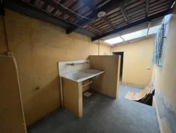 CASA À VENDA  - BAIRRO SÃO FRANCISCO - PARÁ DE MINAS