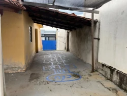 CASA À VENDA  - BAIRRO SÃO FRANCISCO - PARÁ DE MINAS