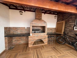 CASA À VENDA - BAIRRO SÃO FRANCISCO - PARÁ DE MINAS-MG