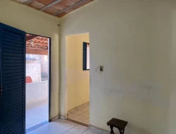 CASA - BAIRRO JARDIM BEATRIZ - PARÁ DE MINAS - MG