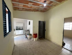 CASA - BAIRRO JARDIM BEATRIZ - PARÁ DE MINAS - MG