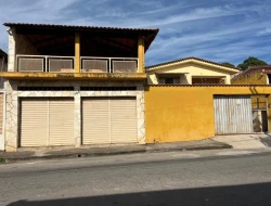 CASA À VENDA - BAIRRO PROVIDÊNCIA - PARÁ DE MINAS - MG