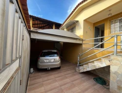 CASA À VENDA - BAIRRO PROVIDÊNCIA - PARÁ DE MINAS - MG