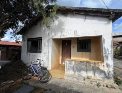 CASA À VENDA EM TAVARES - PARÁ DE MINAS - MG - LOTE COM ESCRITURA .