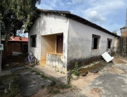 CASA À VENDA EM TAVARES - PARÁ DE MINAS - MG - LOTE COM ESCRITURA .