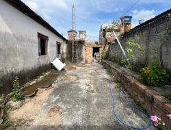 CASA À VENDA EM TAVARES - PARÁ DE MINAS - MG - LOTE COM ESCRITURA .