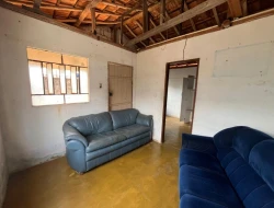 CASA À VENDA EM TAVARES - PARÁ DE MINAS - MG - LOTE COM ESCRITURA .