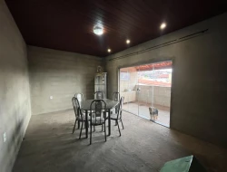 CASA COM 2 LOJAS COMERICIAIS À VENDA - BAIRRO RECANTO DA LAGOA - PARÁ DE MINAS-MG