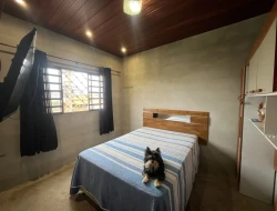 CASA COM 2 LOJAS COMERICIAIS À VENDA - BAIRRO RECANTO DA LAGOA - PARÁ DE MINAS-MG