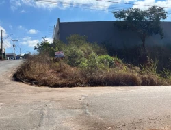 LOTE DE ESQUINA - BAIRRO SENADOR VALADARES - PARÁ DE MINAS