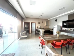CASA DE ALTO PADRÃO À VENDA – BAIRRO SÃO JOSÉ - PARÁ DE MINAS – MG