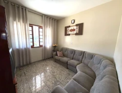 CASA DE ALTO PADRÃO À VENDA – BAIRRO JARDIM BEATRIZ – PARÁ DE MINAS/MG