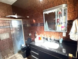 CASA DE ALTO PADRÃO À VENDA – BAIRRO JARDIM BEATRIZ – PARÁ DE MINAS/MG