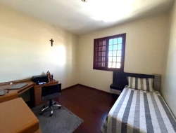CASA DE ALTO PADRÃO À VENDA – BAIRRO JARDIM BEATRIZ – PARÁ DE MINAS/MG