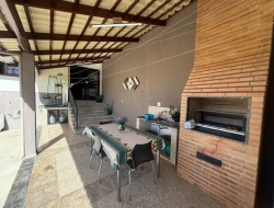 CASA DE ALTO PADRÃO À VENDA – BAIRRO JARDIM BEATRIZ – PARÁ DE MINAS/MG