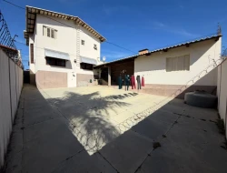 CASA DE ALTO PADRÃO À VENDA – BAIRRO JARDIM BEATRIZ – PARÁ DE MINAS/MG
