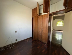 CASA À VENDA-BAIRRO SÃO JOSÉ - PARÁ DE MINAS -MG